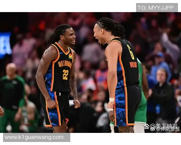 雷霆与鹈鹕今日激战NBA赛场球迷期待精彩对决与精彩表现 雷霆与鹈鹕今日激战NBA赛场球迷期待精彩对决与精彩表现